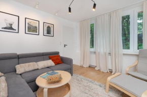 Gdynia Centrum Stylowy & Nowoczesny Apartament by Noclegi Renters, Gdynia